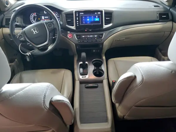 5FNYF6H57HB033465 2017 HONDA PILOT - Image 8