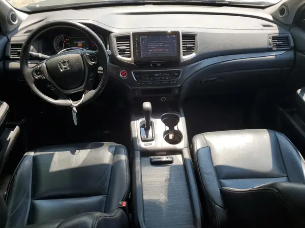 5FNYF6H57HB038102 2017 HONDA PILOT - Image 8