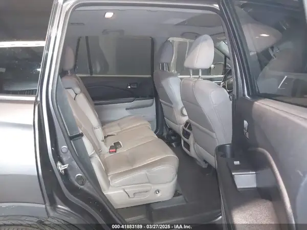 5FNYF6H57HB043056 2017 HONDA PILOT - Image 8
