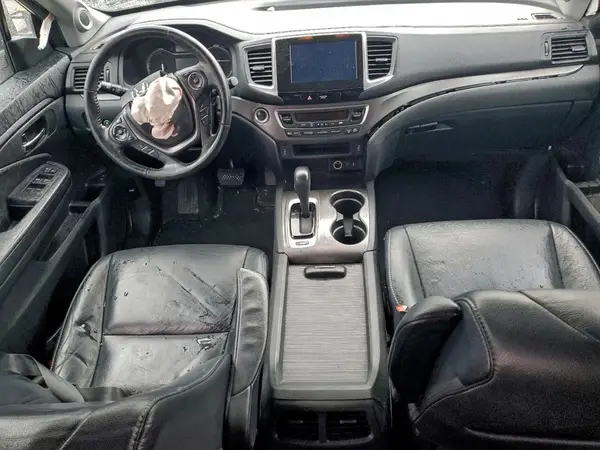 5FNYF6H57HB045552 2017 HONDA PILOT - Image 8