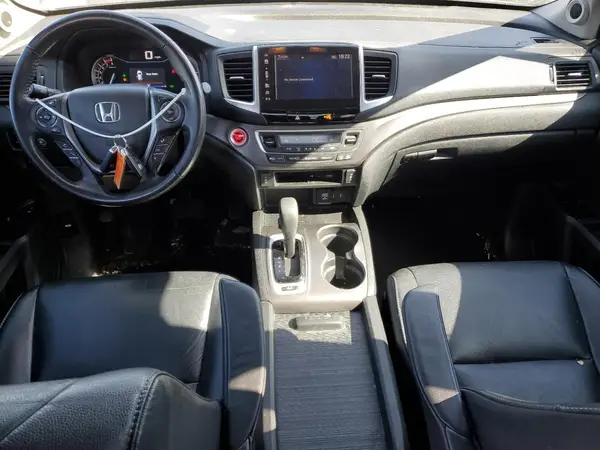 5FNYF6H57HB046622 2017 HONDA PILOT - Image 8