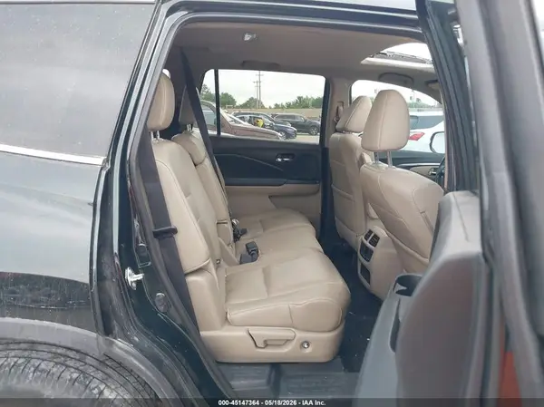 5FNYF6H57HB052551 2017 HONDA PILOT - Image 8