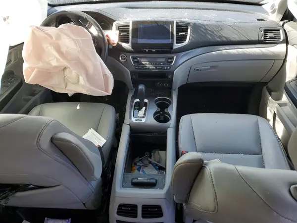 5FNYF6H57HB057653 2017 HONDA PILOT - Image 8