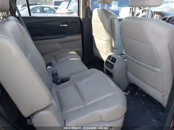 5FNYF6H57HB061525 2017 HONDA PILOT - Image 8