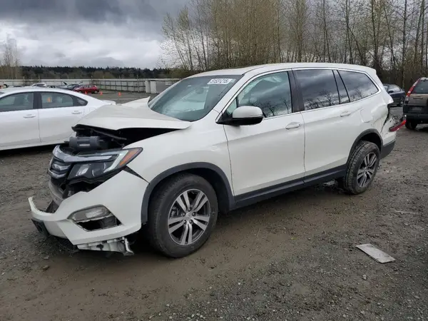 5FNYF6H57HB061878 2017 HONDA PILOT - Image 1