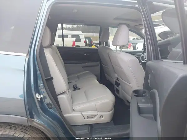 5FNYF6H57HB066983 2017 HONDA PILOT - Image 8