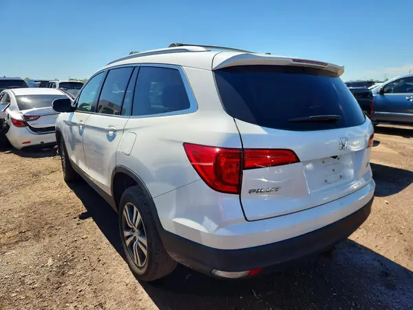 5FNYF6H57HB072444 2017 HONDA PILOT - Image 2