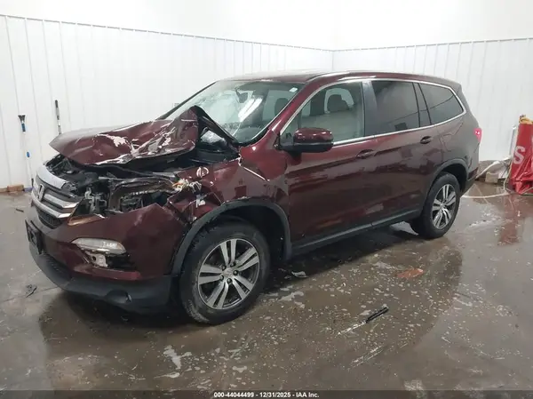 5FNYF6H57HB082147 2017 HONDA PILOT - Image 2