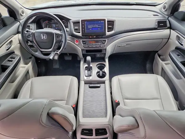 5FNYF6H57HB086683 2017 HONDA PILOT - Image 8