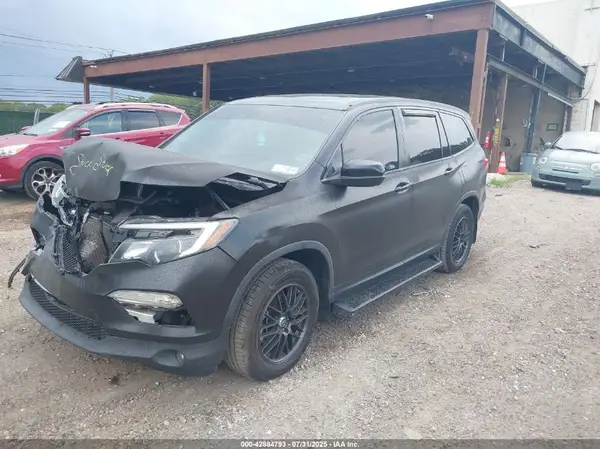 5FNYF6H57HB098090 2017 HONDA PILOT - Image 2
