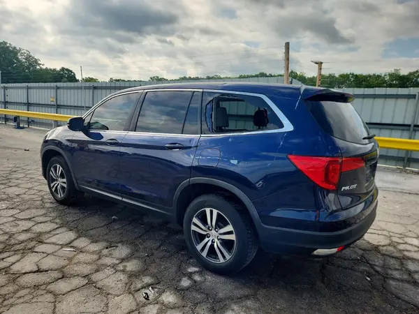 5FNYF6H57HB100520 2017 HONDA PILOT - Image 2