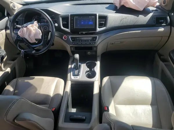 5FNYF6H57HB100694 2017 HONDA PILOT - Image 8
