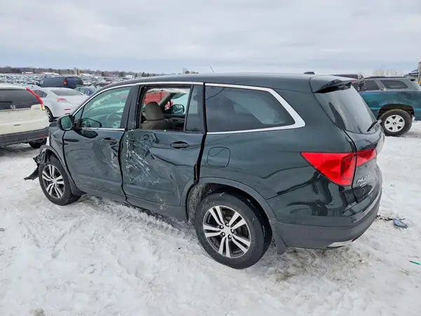 5FNYF6H57JB002075 2018 HONDA PILOT - Image 2