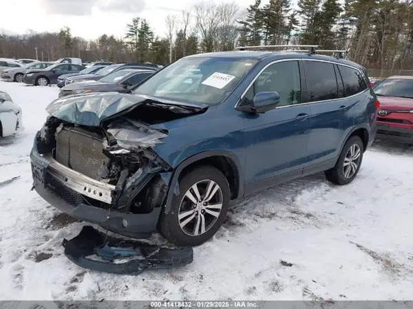 5FNYF6H57JB007065 2018 HONDA PILOT - Image 2