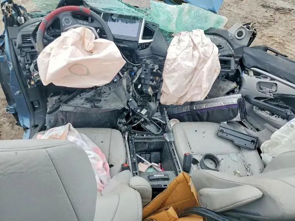 5FNYF6H57JB013285 2018 HONDA PILOT - Image 8