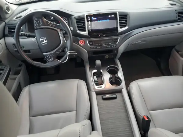 5FNYF6H57JB018194 2018 HONDA PILOT - Image 8