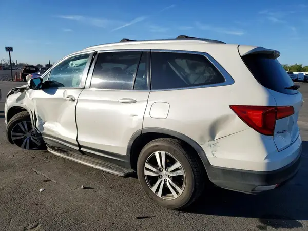 5FNYF6H57JB020947 2018 HONDA PILOT - Image 2