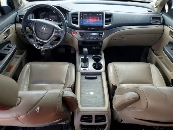 5FNYF6H57JB024562 2018 HONDA PILOT - Image 8