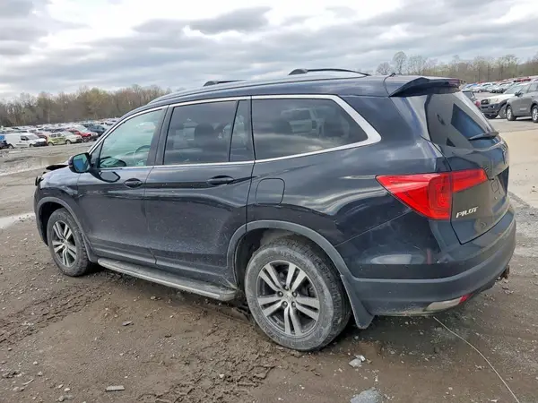 5FNYF6H57JB027655 2018 HONDA PILOT - Image 2