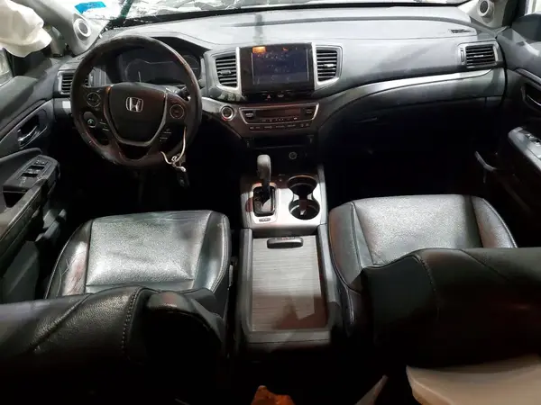 5FNYF6H57JB037246 2018 HONDA PILOT - Image 8