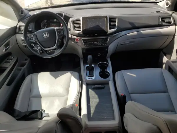 5FNYF6H57JB049154 2018 HONDA PILOT - Image 8