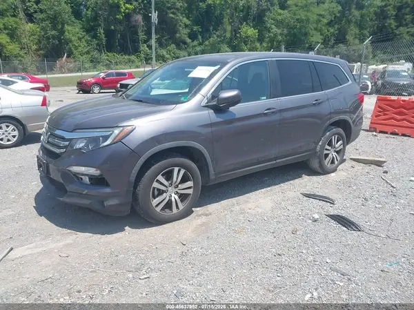 5FNYF6H57JB050224 2018 HONDA PILOT - Image 2