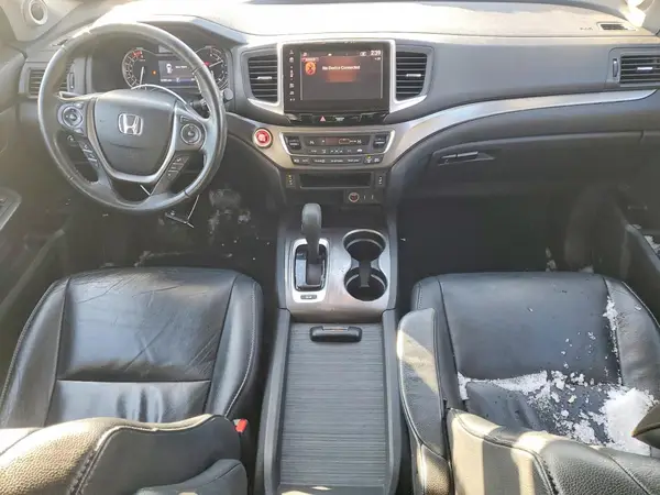 5FNYF6H57JB062342 2018 HONDA PILOT - Image 8