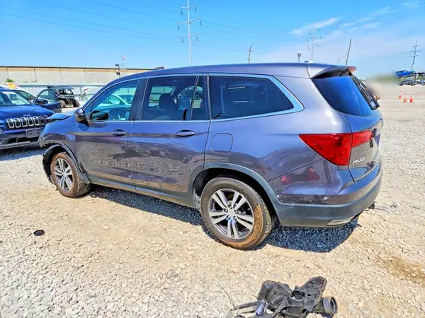 5FNYF6H57JB066116 2018 HONDA PILOT - Image 2