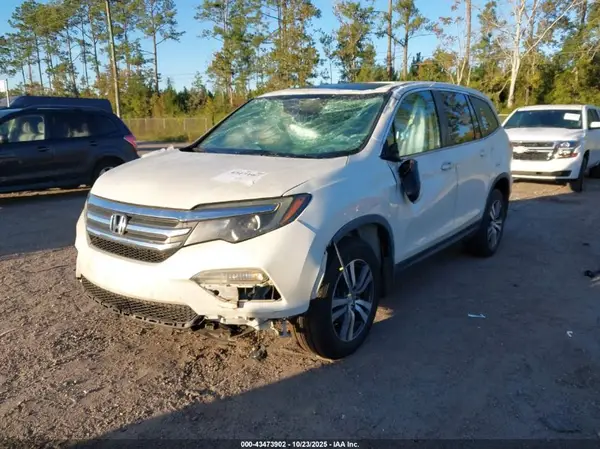 5FNYF6H57JB072983 2018 HONDA PILOT - Image 2