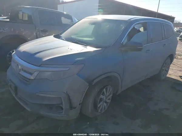 5FNYF6H57KB011635 2019 HONDA PILOT - Image 2