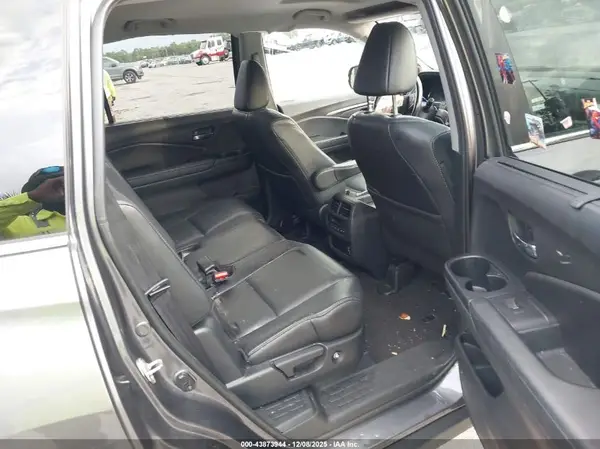 5FNYF6H57KB052279 2019 HONDA PILOT - Image 8