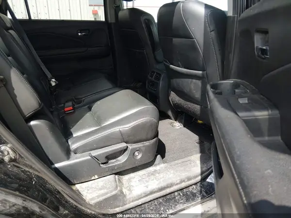 5FNYF6H57KB071642 2019 HONDA PILOT - Image 8
