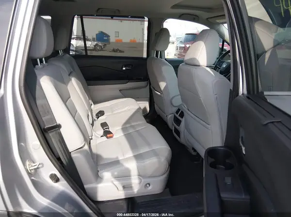 5FNYF6H57KB089736 2019 HONDA PILOT - Image 8