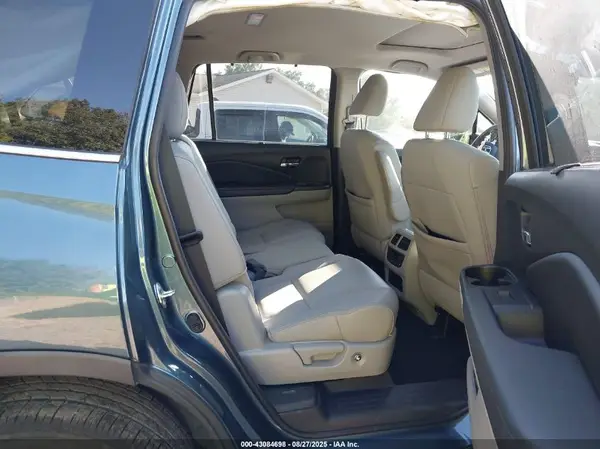 5FNYF6H57MB016725 2021 HONDA PILOT - Image 8