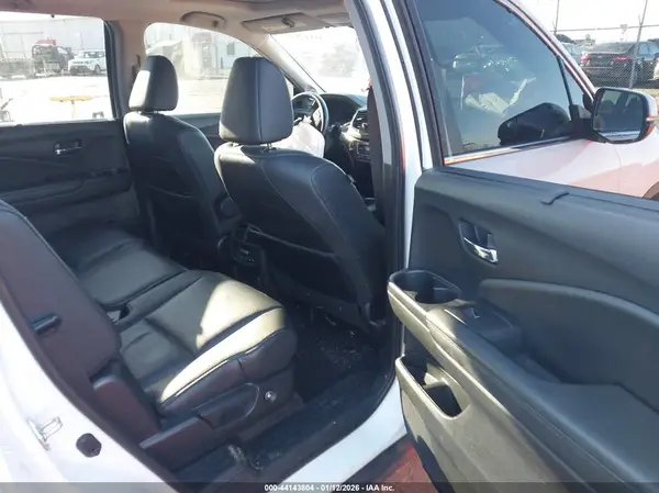5FNYF6H57MB086239 2021 HONDA PILOT - Image 8