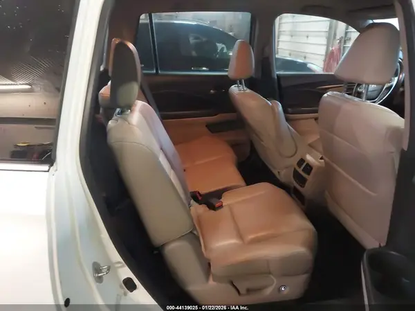 5FNYF6H58GB011666 2016 HONDA PILOT - Image 8