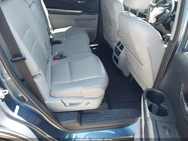 5FNYF6H58GB013210 2016 HONDA PILOT - Image 8