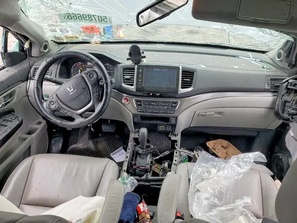 5FNYF6H58GB028581 2016 HONDA PILOT - Image 8