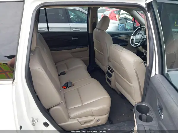 5FNYF6H58GB064108 2016 HONDA PILOT - Image 8