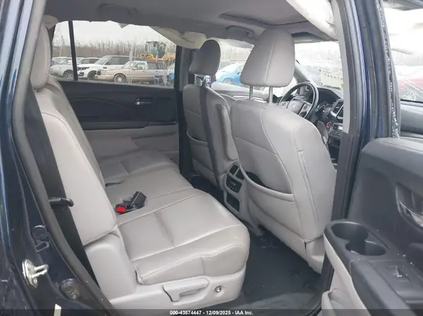 5FNYF6H58GB073679 2016 HONDA PILOT - Image 8