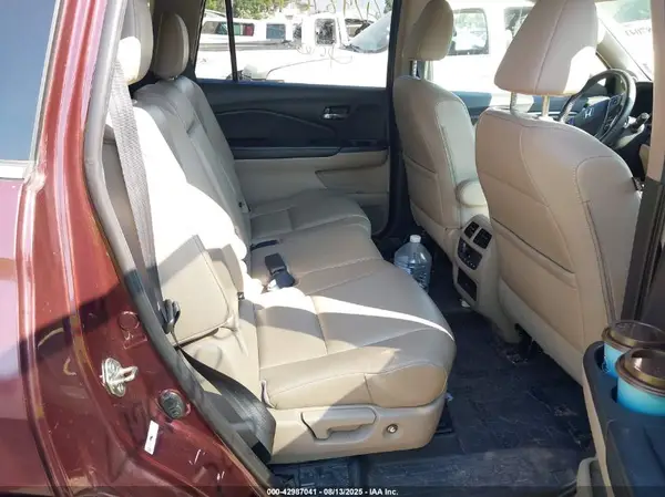 5FNYF6H58GB083516 2016 HONDA PILOT - Image 8