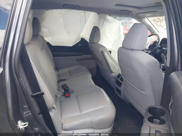 5FNYF6H58GB098758 2016 HONDA PILOT - Image 8