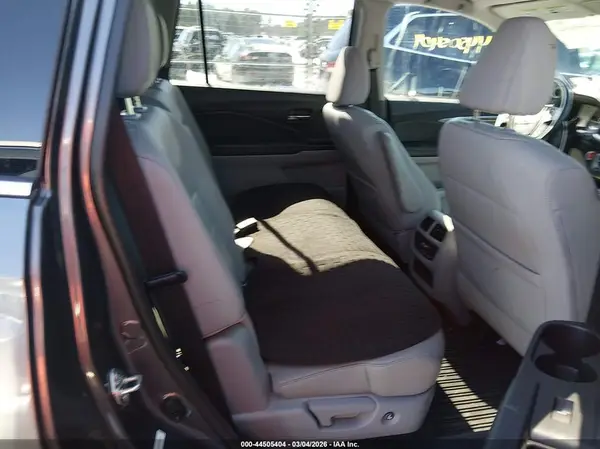 5FNYF6H58GB104235 2016 HONDA PILOT - Image 8