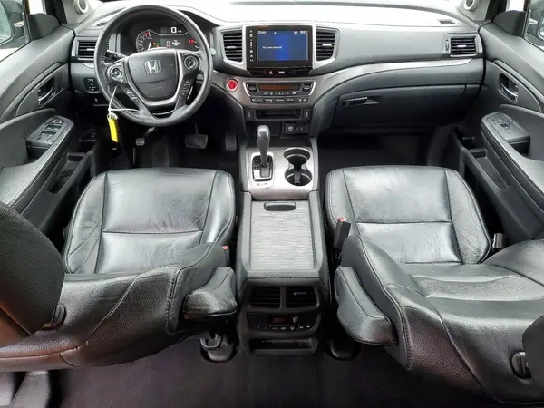 5FNYF6H58HB017419 2017 HONDA PILOT - Image 8