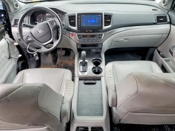 5FNYF6H58HB018991 2017 HONDA PILOT - Image 8