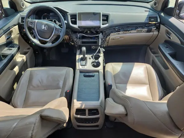 5FNYF6H58HB020577 2017 HONDA PILOT - Image 8