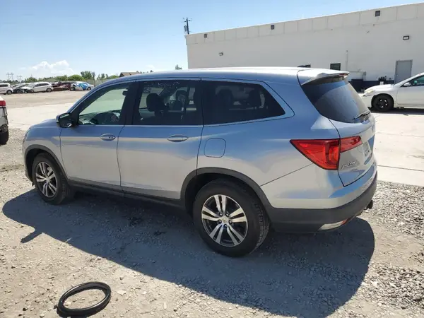 5FNYF6H58HB020935 2017 HONDA PILOT - Image 2