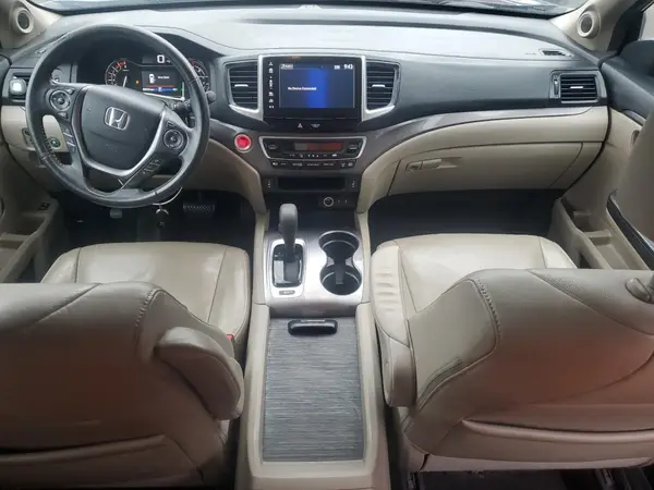 5FNYF6H58HB027934 2017 HONDA PILOT - Image 8