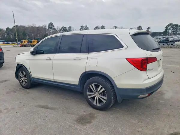 5FNYF6H58HB037735 2017 HONDA PILOT - Image 2