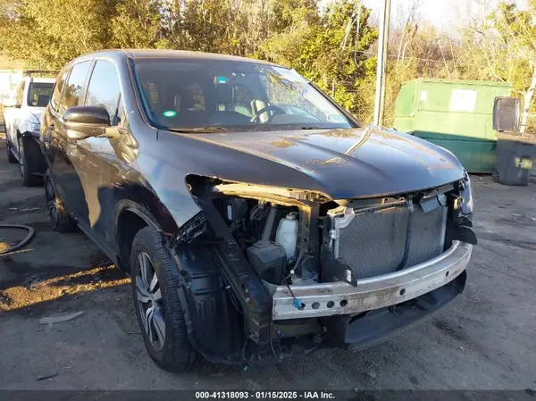 5FNYF6H58HB045933 2017 HONDA PILOT - Image 1